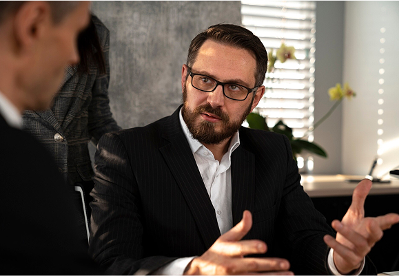 abogado cliente conversando